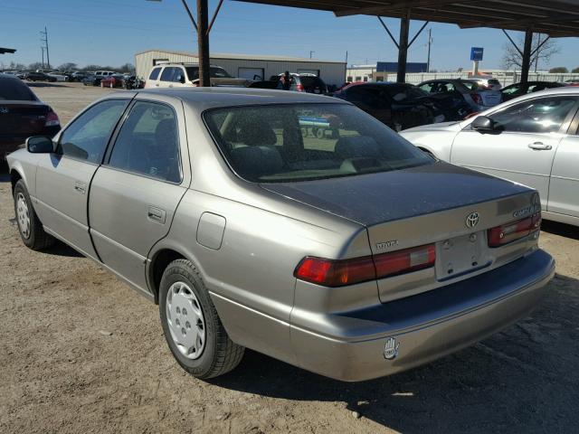 JT2BG22K4X0290499 - 1999 TOYOTA CAMRY LE GRAY photo 3