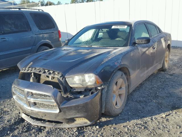 2C3CDXBGXEH130119 - 2014 DODGE CHARGER SE CHARCOAL photo 2