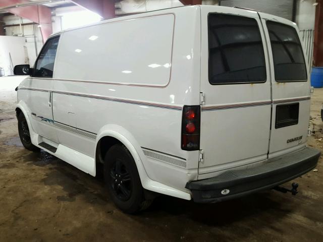 1GCDM19W8VB150775 - 1997 CHEVROLET ASTRO WHITE photo 3