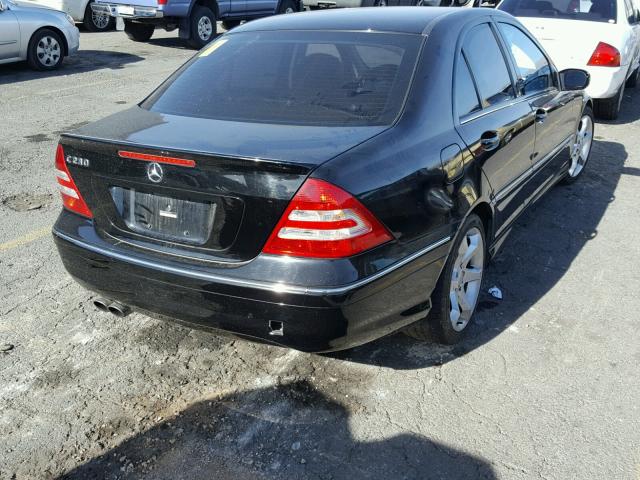 WDBRF52H27F936052 - 2007 MERCEDES-BENZ C 230 BLACK photo 4