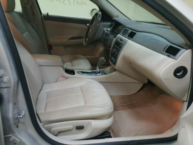 2G1WT58K089238042 - 2008 CHEVROLET IMPALA LT TAN photo 5