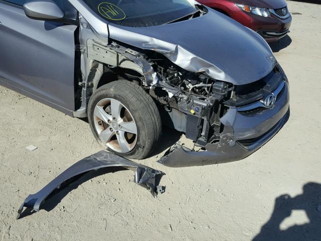 KMHDH4AE6CU356912 - 2012 HYUNDAI ELANTRA GL GRAY photo 9