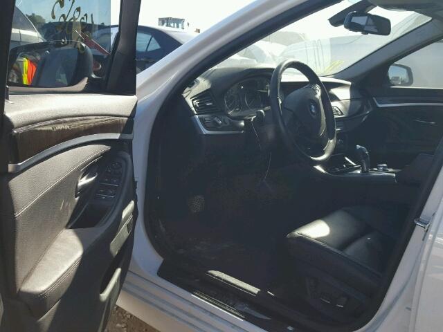 WBAFR1C55BDV82697 - 2011 BMW 528 I WHITE photo 9