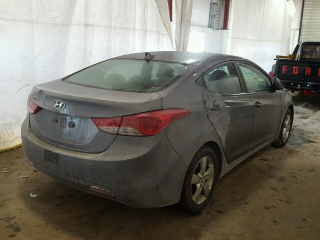 5NPDH4AEXCH072195 - 2012 HYUNDAI ELANTRA GL GRAY photo 4