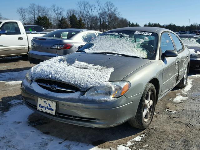 1FAFP53U52G134746 - 2002 FORD TAURUS SE SILVER photo 2