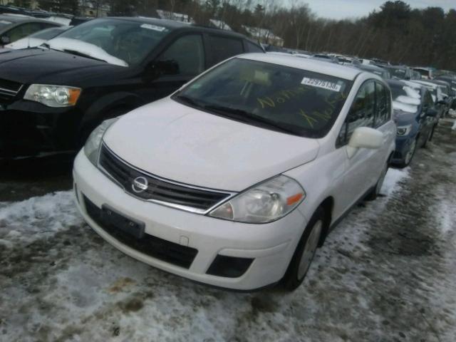 3N1BC1CPXAL384102 - 2010 NISSAN VERSA S WHITE photo 2