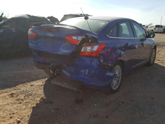 1FADP3J24EL214936 - 2014 FORD FOCUS TITA BLUE photo 4