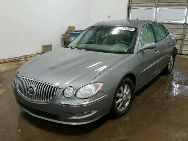 2G4WD582591226128 - 2009 BUICK LACROSSE C SILVER photo 2