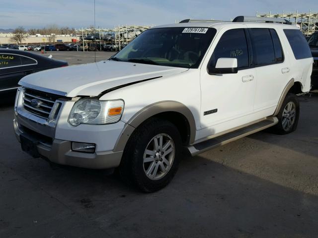 1FMEU74E26UA80827 - 2006 FORD EXPLORER E WHITE photo 2