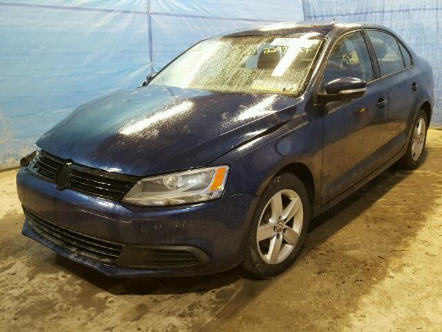 3VWLL7AJ1CM305879 - 2012 VOLKSWAGEN JETTA TDI BLUE photo 2