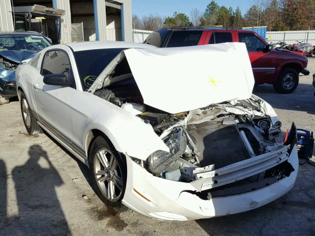 1ZVBP8AMXD5238075 - 2013 FORD MUSTANG WHITE photo 1