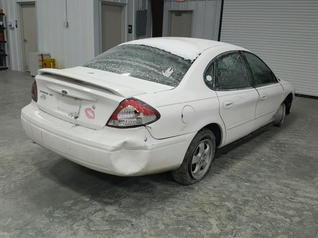 1FAFP53U07A122448 - 2007 FORD TAURUS SE WHITE photo 4