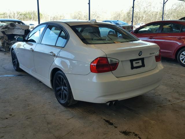 WBAVA375X7NL10978 - 2007 BMW 328 I WHITE photo 3