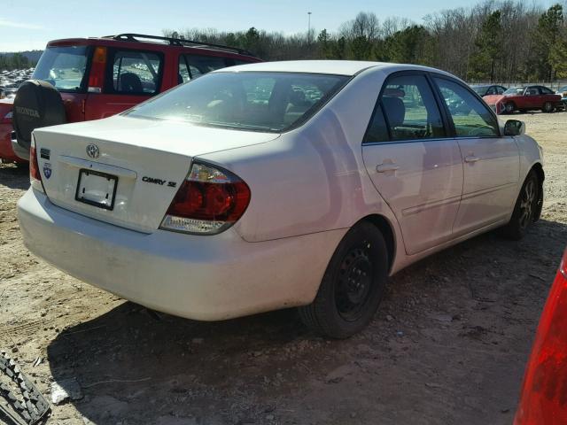 4T1BE32K05U009223 - 2005 TOYOTA CAMRY LE WHITE photo 4