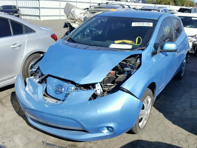 1N4AZ0CP1DC415437 - 2013 NISSAN LEAF S BLUE photo 2