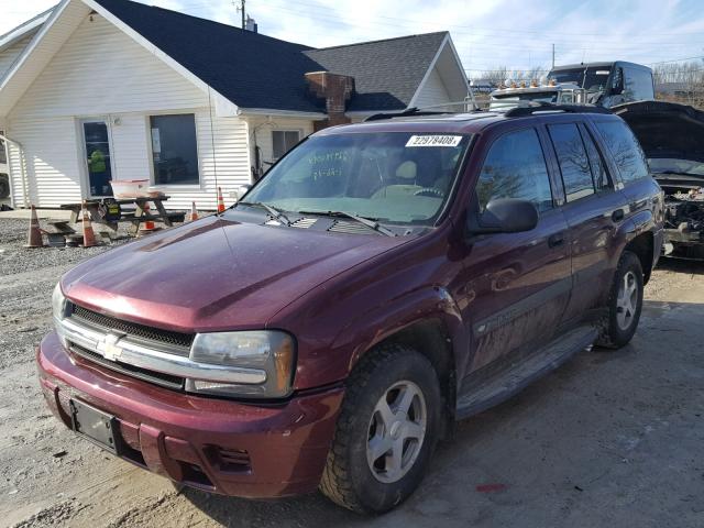 1GNDT13S042304586 - 2004 CHEVROLET TRAILBLAZE RED photo 2