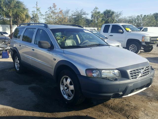 YV1SZ59HX41158876 - 2004 VOLVO XC70 SILVER photo 1