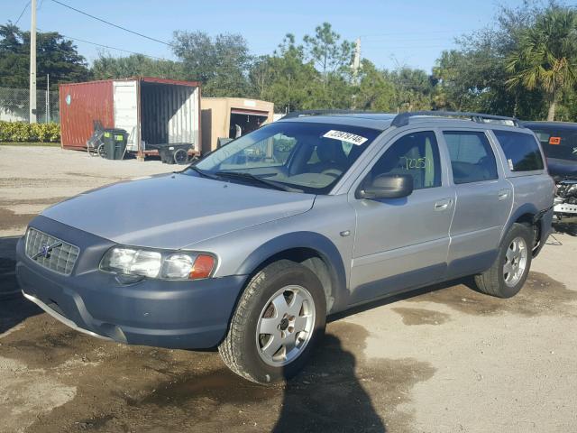 YV1SZ59HX41158876 - 2004 VOLVO XC70 SILVER photo 2