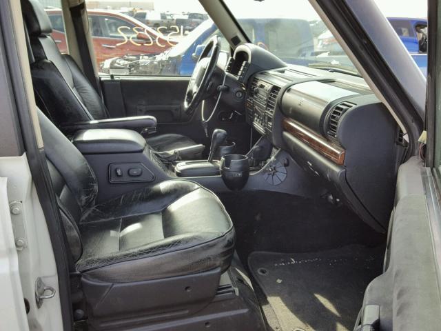 SALTY16423A775218 - 2003 LAND ROVER DISCOVERY WHITE photo 5