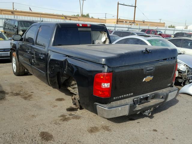 2GCEC13J271507326 - 2007 CHEVROLET SILVERADO BLACK photo 3