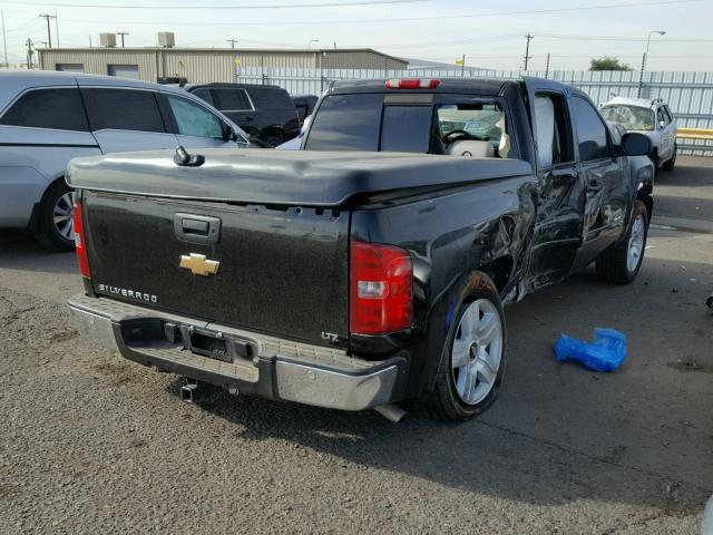 2GCEC13J271507326 - 2007 CHEVROLET SILVERADO BLACK photo 4