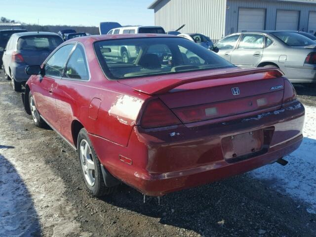 1HGCG3140WA000676 - 1998 HONDA ACCORD LX RED photo 3