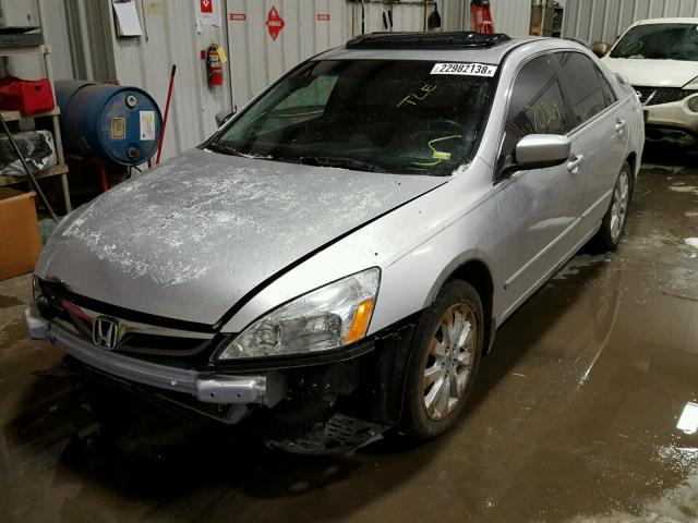 1HGCM66567A071667 - 2007 HONDA ACCORD EX SILVER photo 2