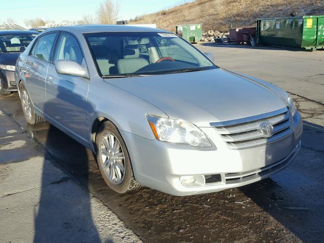 4T1BK36B97U215713 - 2007 TOYOTA AVALON XL SILVER photo 1