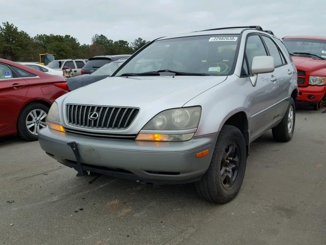 JT6HF10U9Y0152887 - 2000 LEXUS RX 300 GRAY photo 2