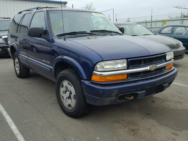 1GNDT13W02K120734 - 2002 CHEVROLET BLAZER BLUE photo 1