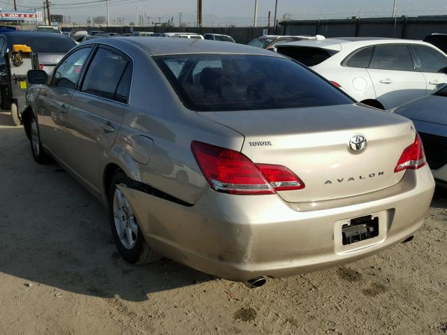 4T1BK36B15U054738 - 2005 TOYOTA AVALON XL GOLD photo 3