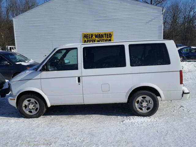 1GNDM19X05B117382 - 2005 CHEVROLET ASTRO WHITE photo 9