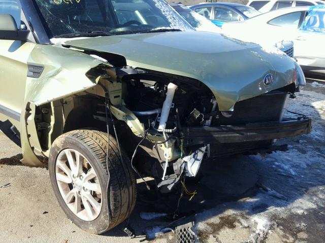 KNDJT2A66D7592155 - 2013 KIA SOUL + GREEN photo 9