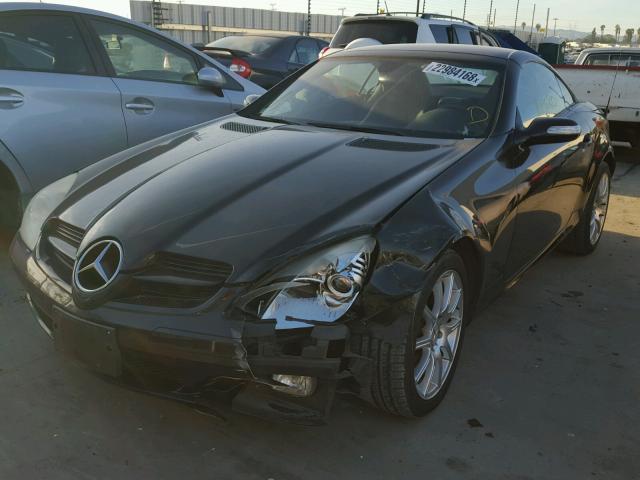 WDBWK56F96F093117 - 2006 MERCEDES-BENZ SLK 350 BLACK photo 2