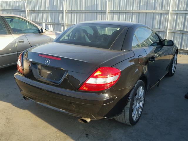 WDBWK56F96F093117 - 2006 MERCEDES-BENZ SLK 350 BLACK photo 4