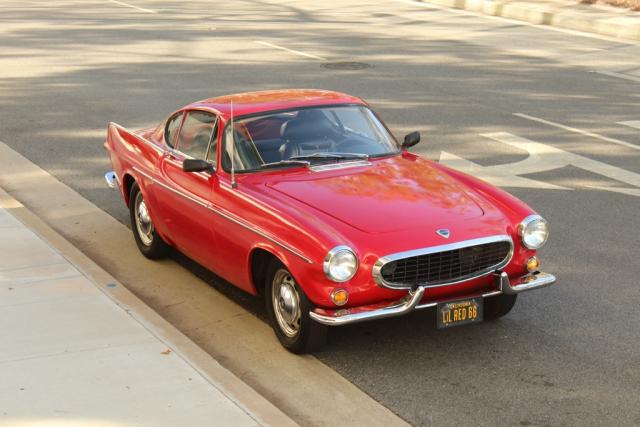 16416 - 1966 VOLVO 1800S RED photo 1