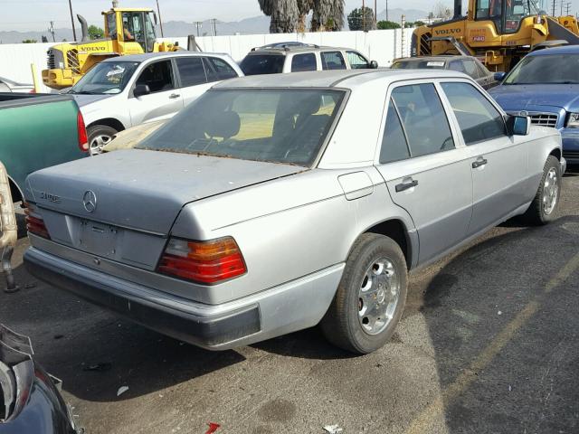 WDBEA34EXNB709135 - 1992 MERCEDES-BENZ 400 E SILVER photo 4