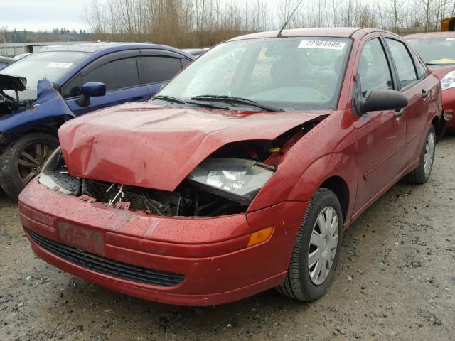 1FAFP34314W200521 - 2004 FORD FOCUS SE C MAROON photo 2