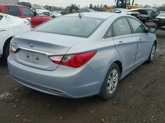 5NPEB4AC6DH528005 - 2013 HYUNDAI SONATA GLS BLUE photo 4