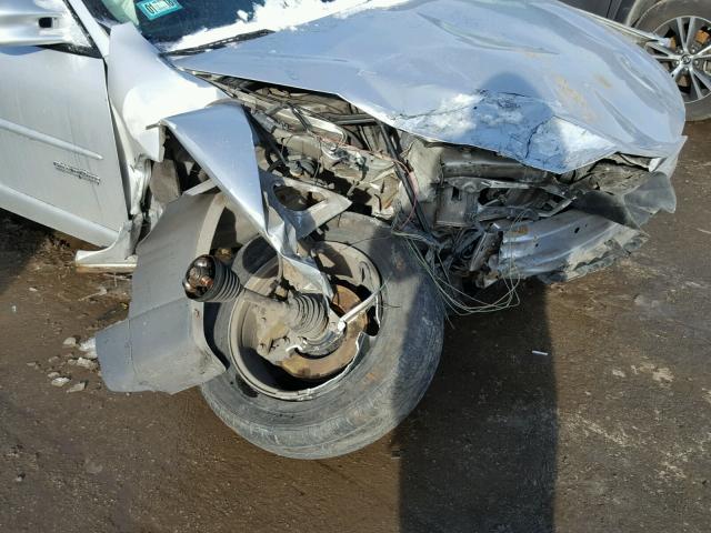 1G2WP52K13F156166 - 2003 PONTIAC GRAND PRIX SILVER photo 9