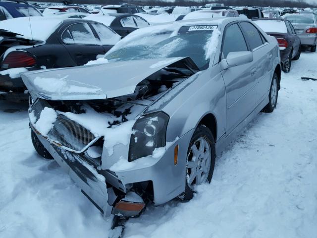 1G6DM57T570100904 - 2007 CADILLAC CTS SILVER photo 2