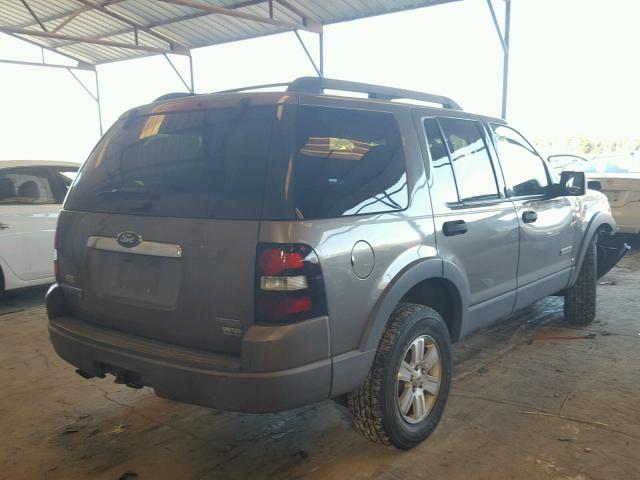 1FMEU63E86UA64949 - 2006 FORD EXPLORER X GOLD photo 4