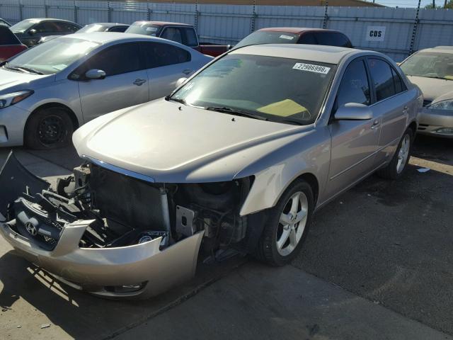 5NPEU46F57H172454 - 2007 HYUNDAI SONATA SE GOLD photo 2