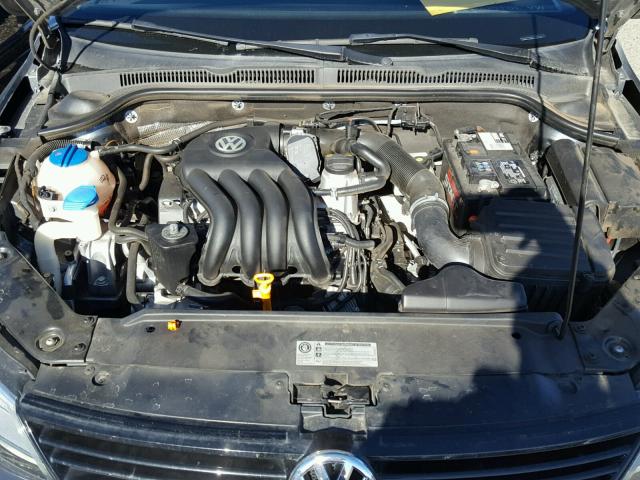 3VW2K7AJ7BM398128 - 2011 VOLKSWAGEN JETTA BASE 灰色 照片 7