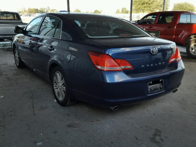 4T1BK36B26U070593 - 2006 TOYOTA AVALON XL BLUE photo 3