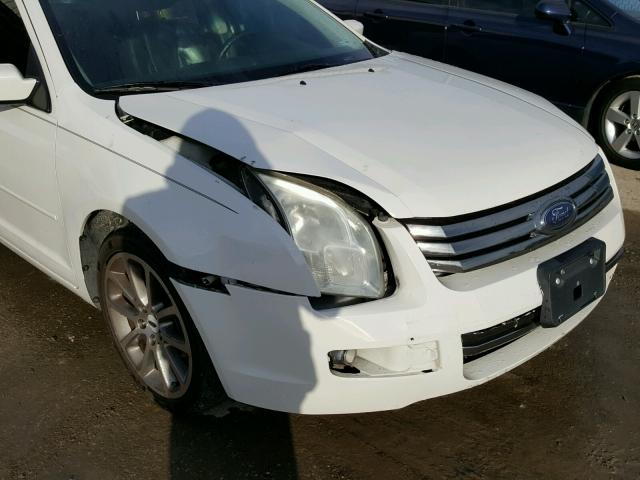 3FAHP08Z09R126718 - 2009 FORD FUSION SEL WHITE photo 9