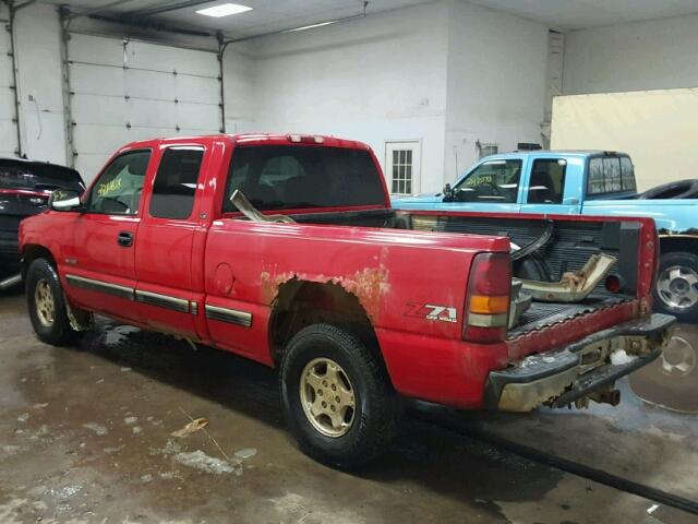 1GCEK19T3YE388262 - 2000 CHEVROLET SILVERADO RED photo 3