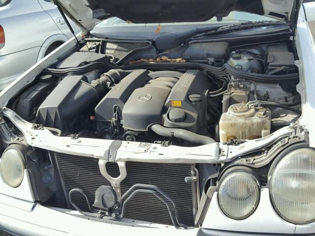 WDBJF65H5XA742157 - 1999 MERCEDES-BENZ E 320 WHITE photo 7