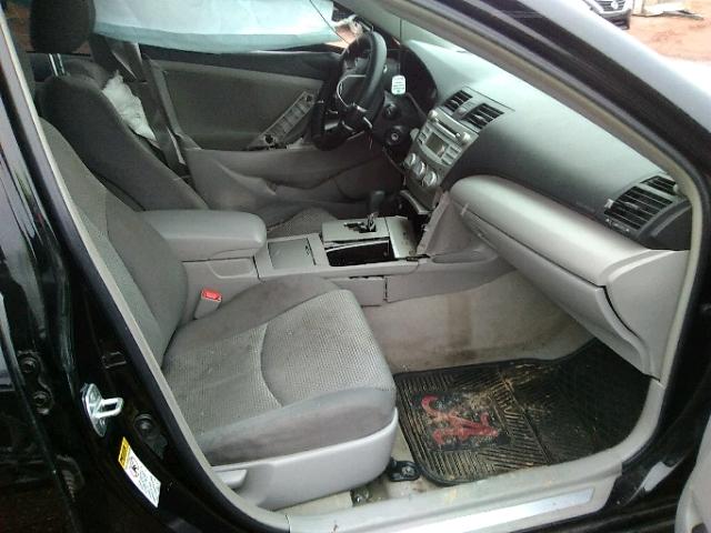 4T1BF3EK1BU210391 - 2011 TOYOTA CAMRY BASE BLACK photo 5