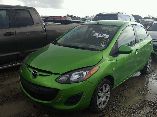 JM1DE1KZ5C0141297 - 2012 MAZDA MAZDA2 GREEN photo 2